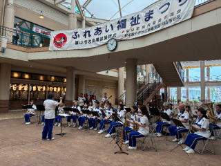 オープニング（音楽隊の演奏）